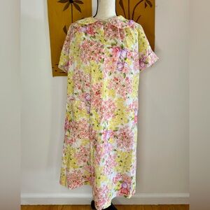 Vintage floral robe